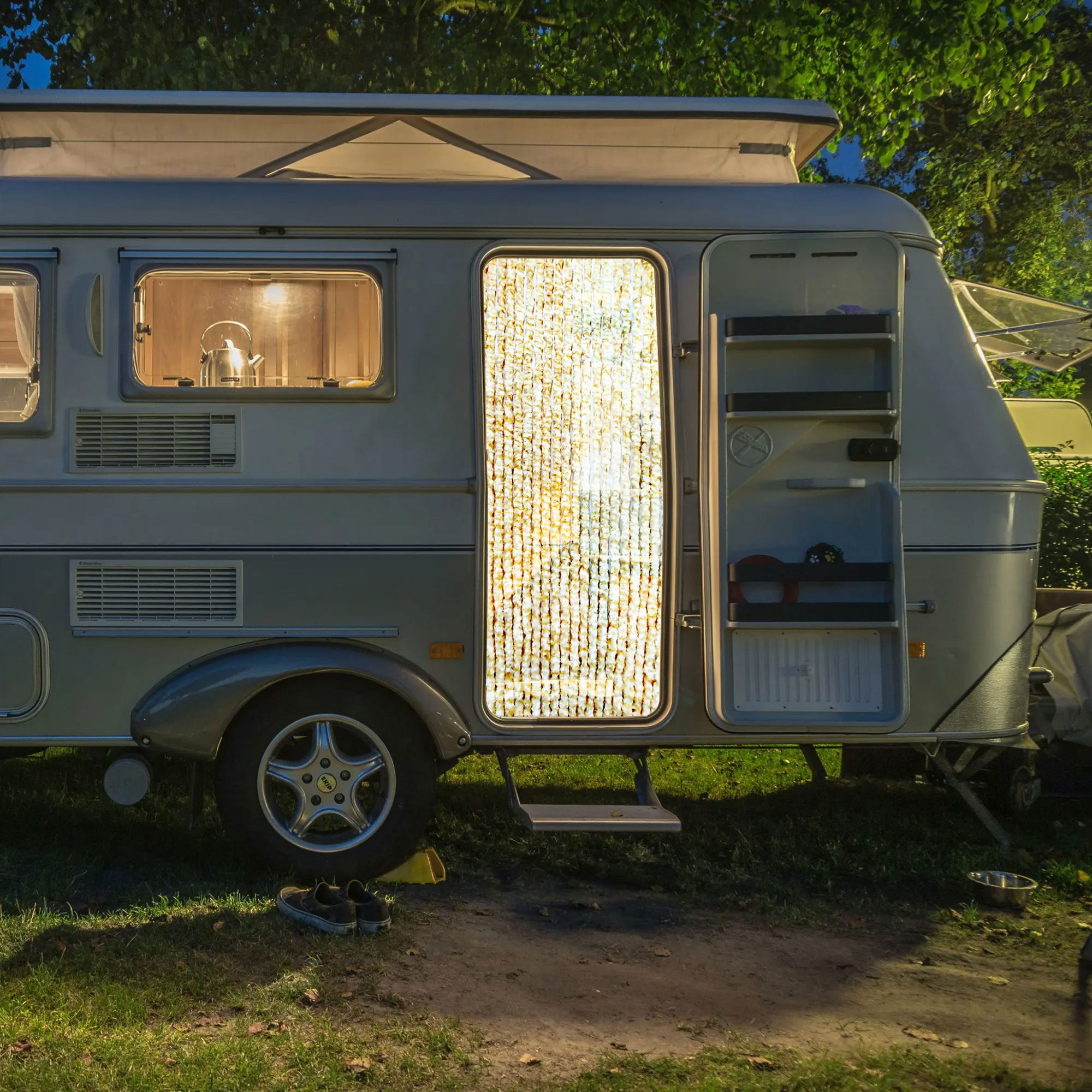 Flauschvorhang 90x200 cm beige weiß, Wohnwagen Fliegenschutz, Türvorhang NA216