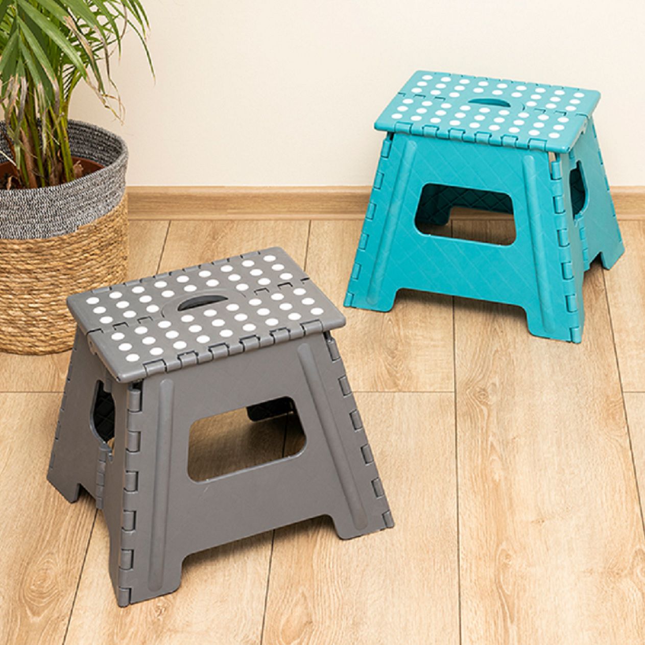 Klapphocker aus Kunststoff, faltbarer Tritt für Küche und Bad, Sitzhocker HH-40406_G Klapphocker aus Kunststoff, faltbarer Tritt für Küche und Bad, Sitzhocker HH-40406_G