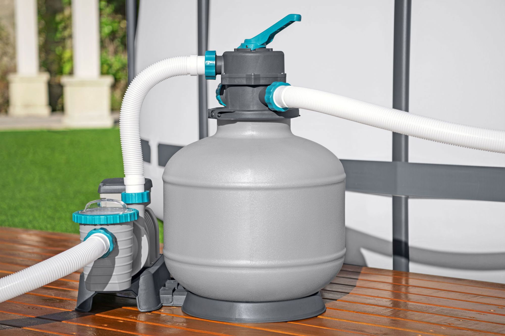 Sandfilteranlage mit Zeitschaltuhr 8.327 lh für Pools 1.100–51.400 l